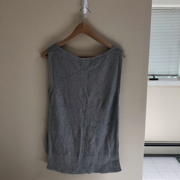 Banana Republic Sweater - Picture 7 of 8